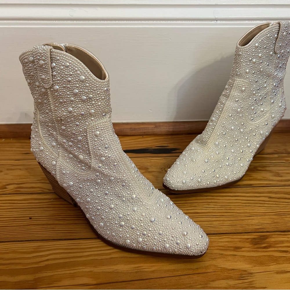Betsey Johnson Pearl Boots
